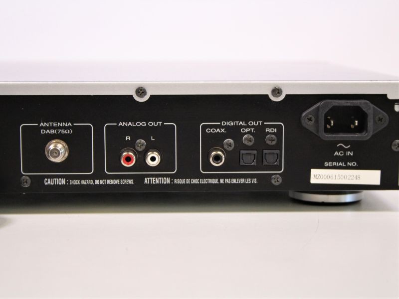 Tuner Marantz  ST7001